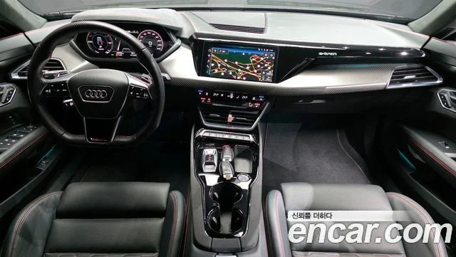 2022 Audi RS e-트론 GT