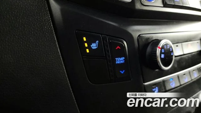 2018 Hyundai Grand Starex (New)