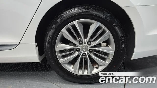 2015 Hyundai Grandeur (HG)