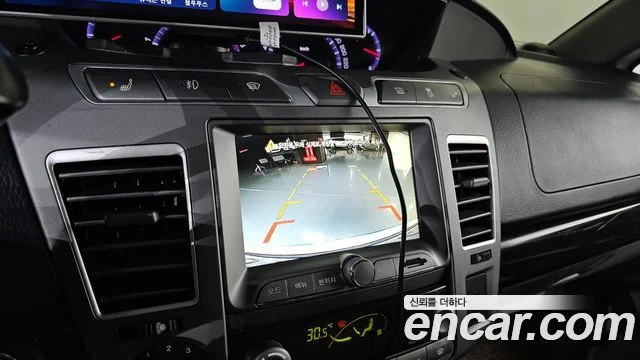 2016 KG Mobility 코란도 투리스모