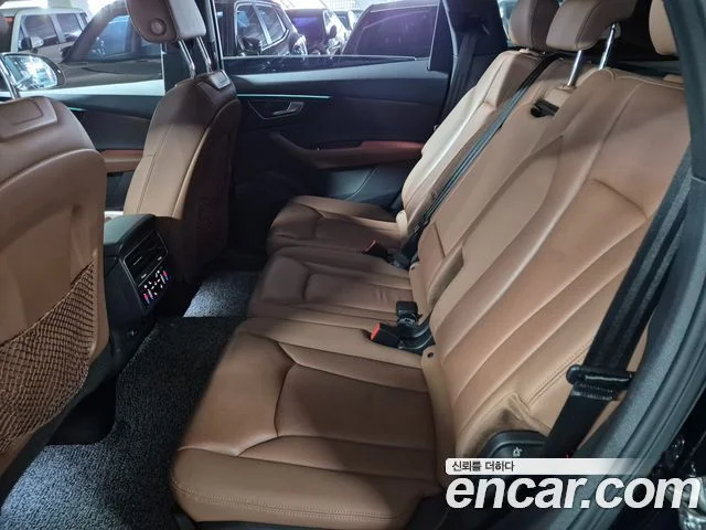 2021 Audi Q7 (4M)