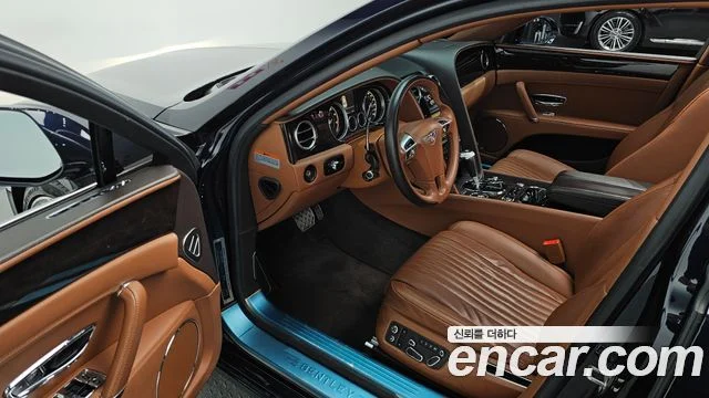 2018 Bentley 플라잉스퍼 2세대