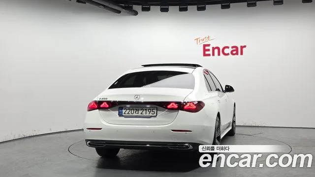2024 Mercedes-Benz E-클래스 W214