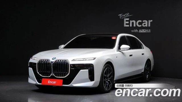 2024 BMW 7 Series (G70)