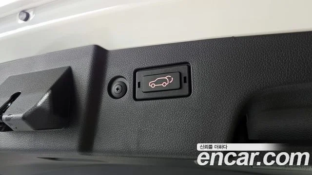 2025 KG Mobility Torres (New)