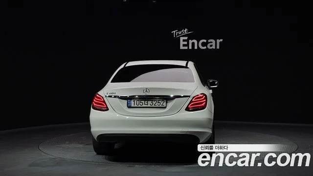 2016 Mercedes-Benz C-클래스 W205