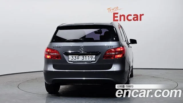 2012 Mercedes-Benz B-class W246