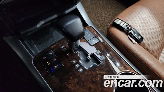 2018 Kia Mohave (New)