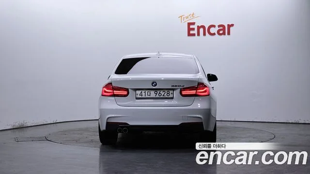 2017 BMW 3 Series (F30)