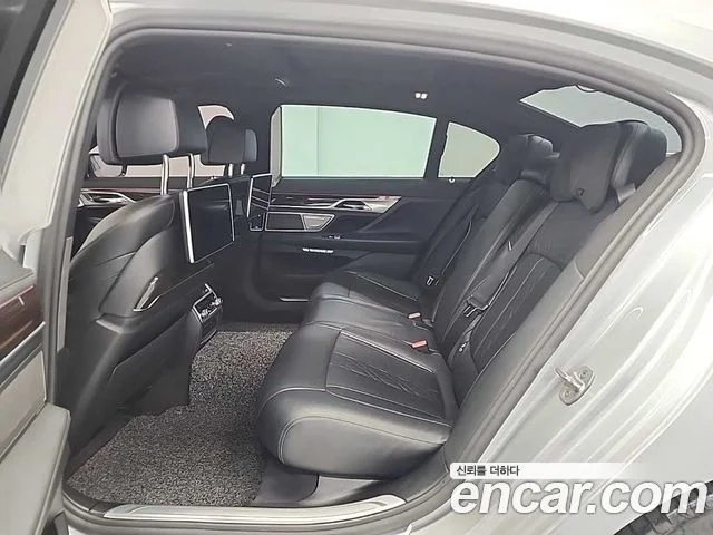 2016 BMW 7 Series (G11)