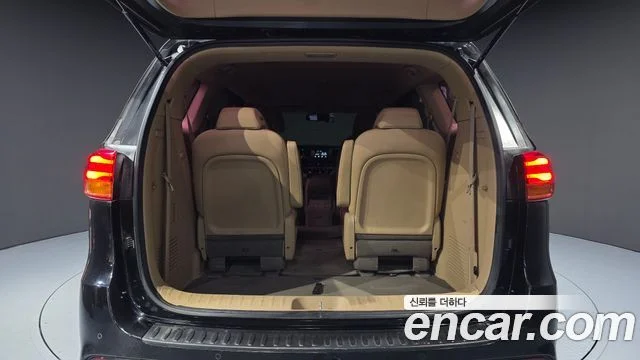 2018 Kia Carnival (New)