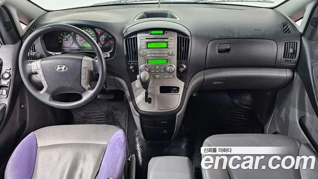 2013 Hyundai Grand Starex