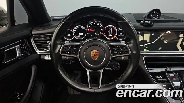 2018 Porsche 파나메라 (971)