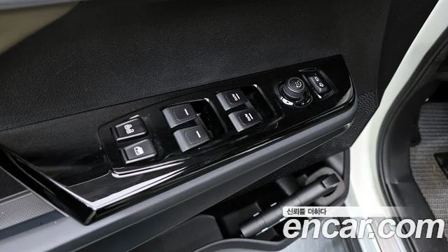 2023 KG Mobility Torres