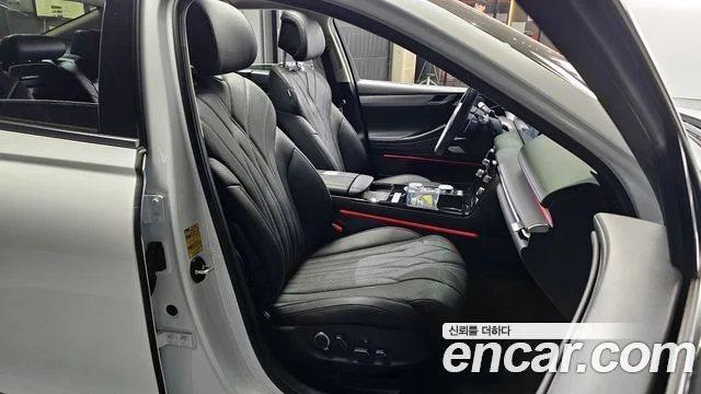 2025 Genesis G80 (RG3)