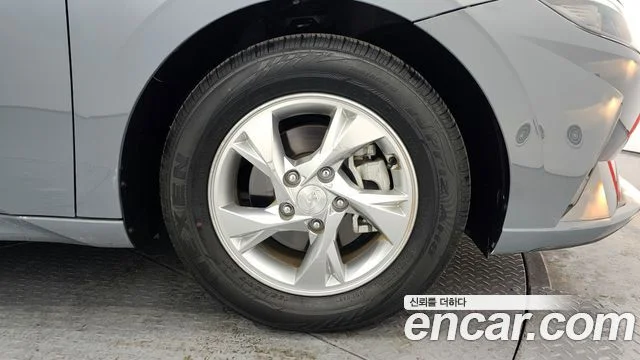 2022 Hyundai Avante (CN7)