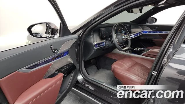 2023 BMW 7 Series (G70)