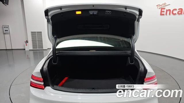 2024 Genesis G80 (RG3)