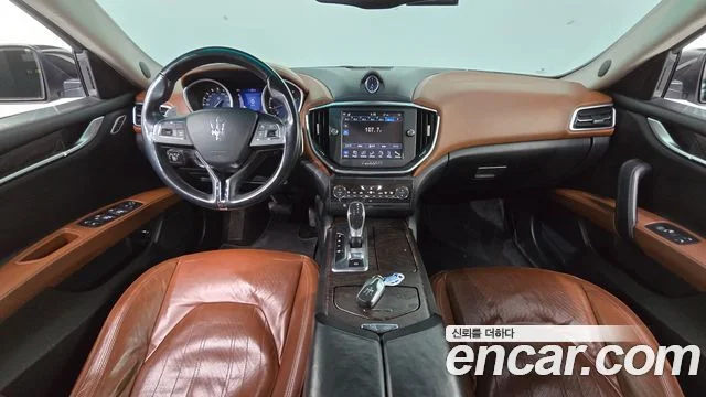 2014 Maserati 기블리