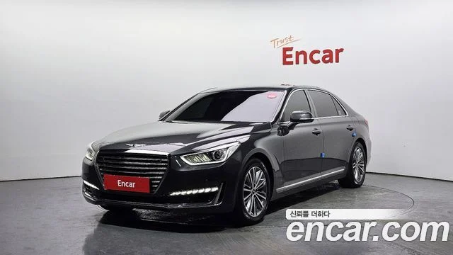 2018 Genesis EQ900