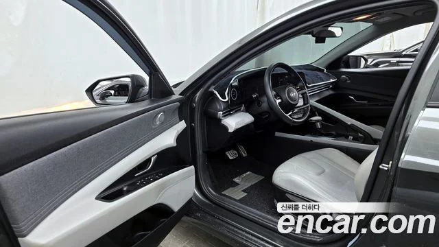 2020 Hyundai Avante (CN7)