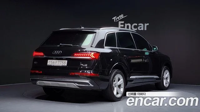 2021 Audi Q7 (4M)