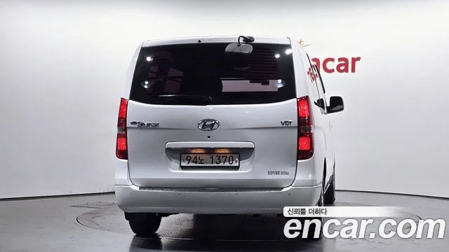 2015 Hyundai Grand Starex