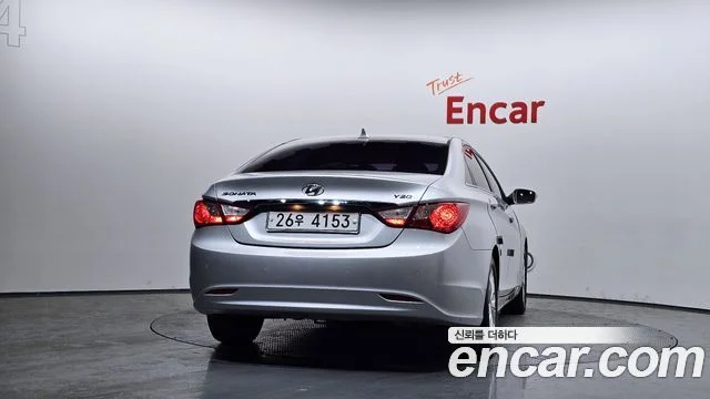 2010 Hyundai YF 쏘나타