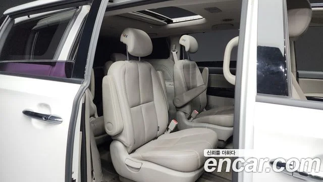 2018 Kia Carnival (New)