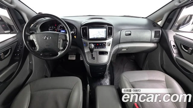 2018 Hyundai Grand Starex (New)