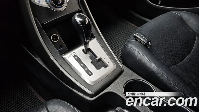 2012 Hyundai 아반떼 MD