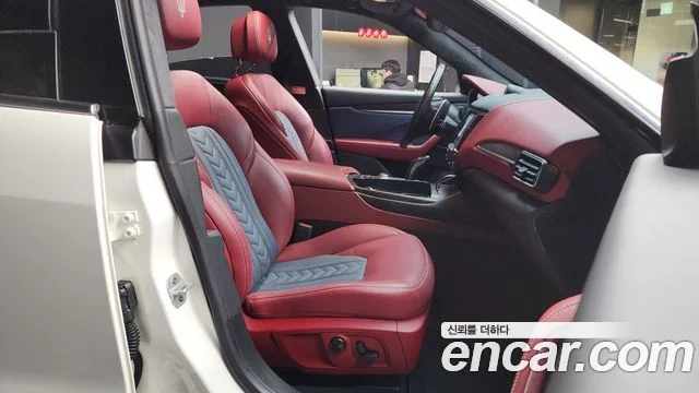 2020 Maserati 르반떼