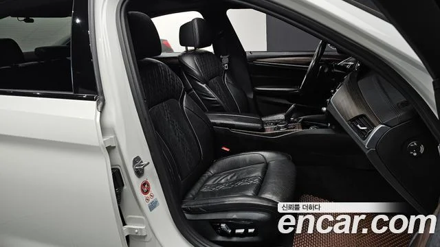 2017 BMW 5 Series (G30)