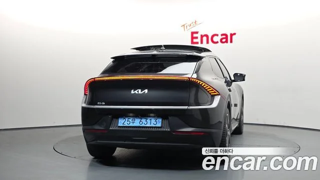 2023 Kia EV6