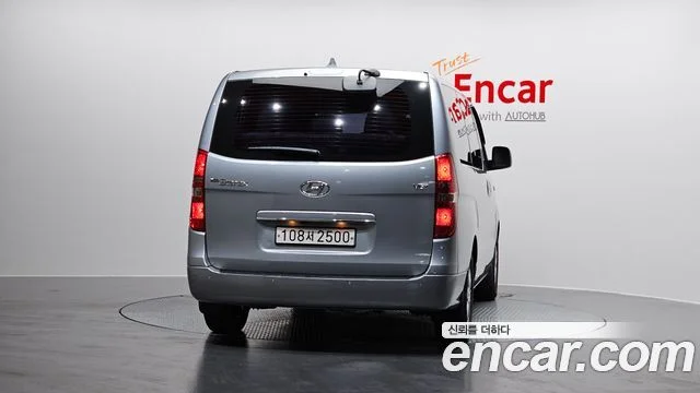 2018 Hyundai Grand Starex (New)