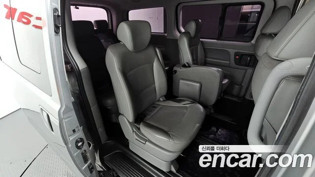 2018 Hyundai Grand Starex (New)