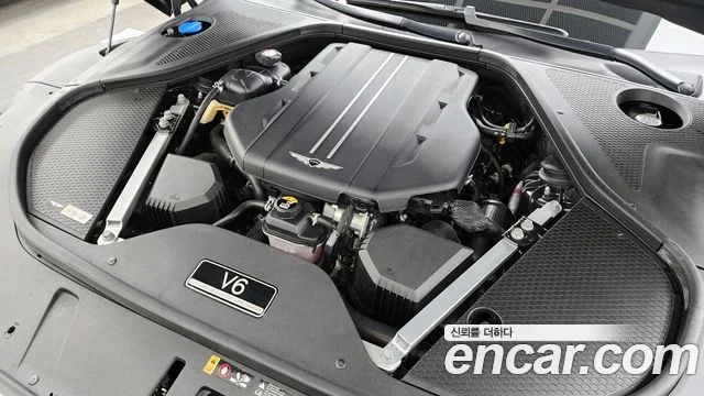 2022 Genesis G90 (RS4)