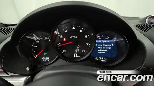 2019 Porsche 718 카이맨