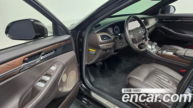 2019 Genesis G90