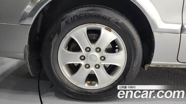 2015 Hyundai Grand Starex