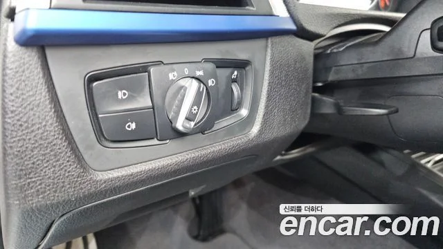 2016 BMW 3 Series (F30)