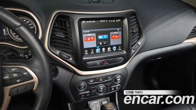 2016 Jeep 체로키(KL)