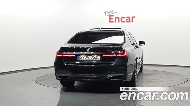 2022 BMW 7 Series (G11)