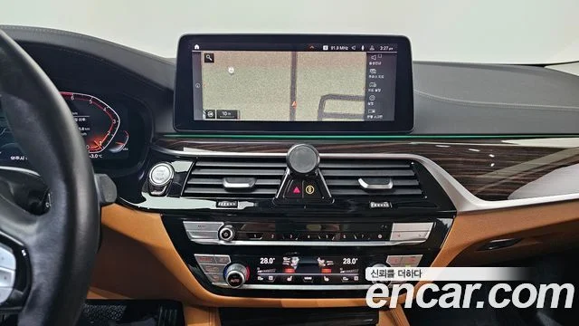 2021 BMW 5 Series (G30)