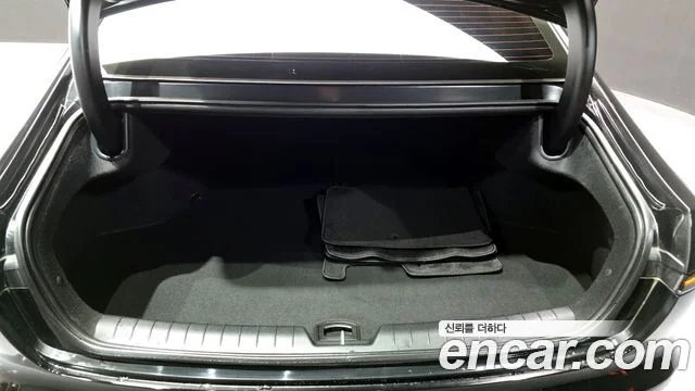 2023 Hyundai 그랜저 하이브리드 (GN7)