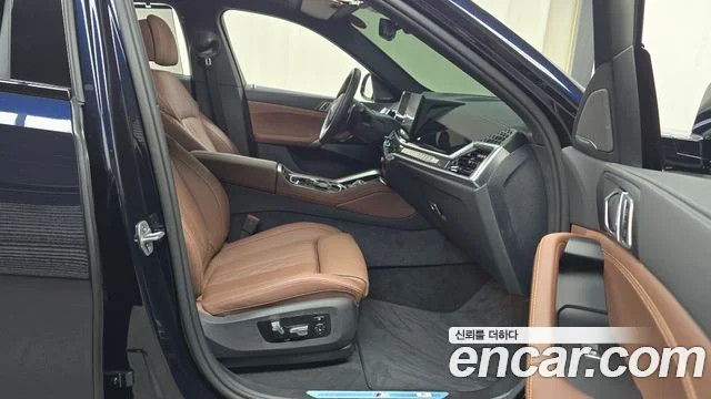 2025 BMW X6 (G06)
