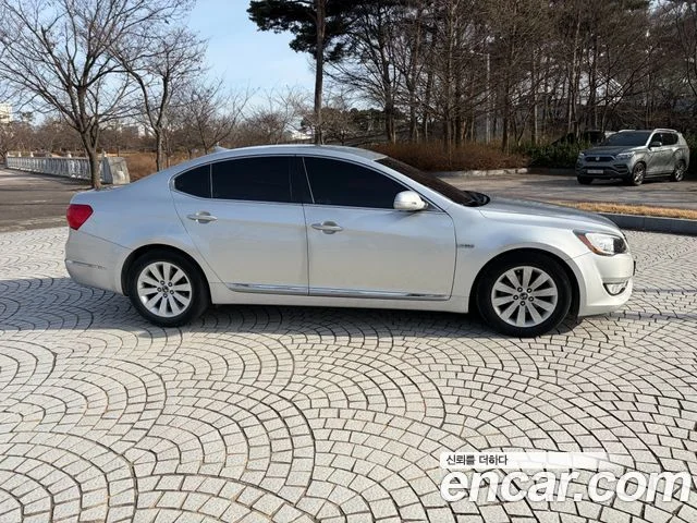 2010 Kia K7