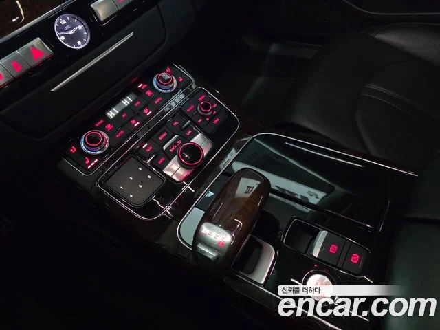 2011 Audi 뉴 A8