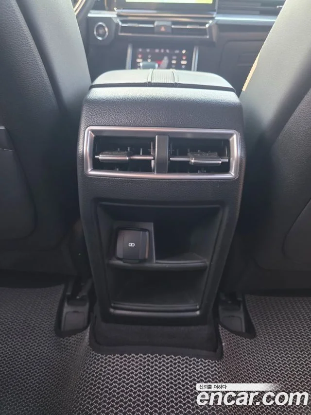 2022 KG Mobility Torres