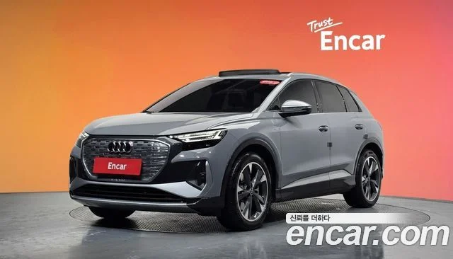 2022 Audi Q4 e-트론 (F4)